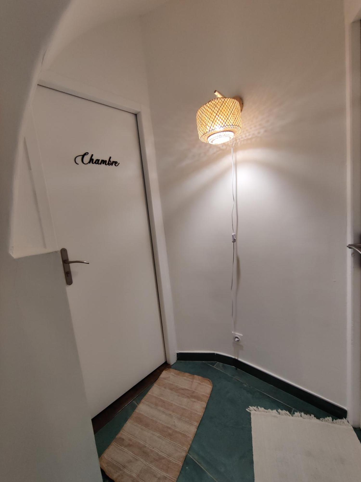 Les Chambres Du Chateau De Fenestrelle Aubagne Exterior foto