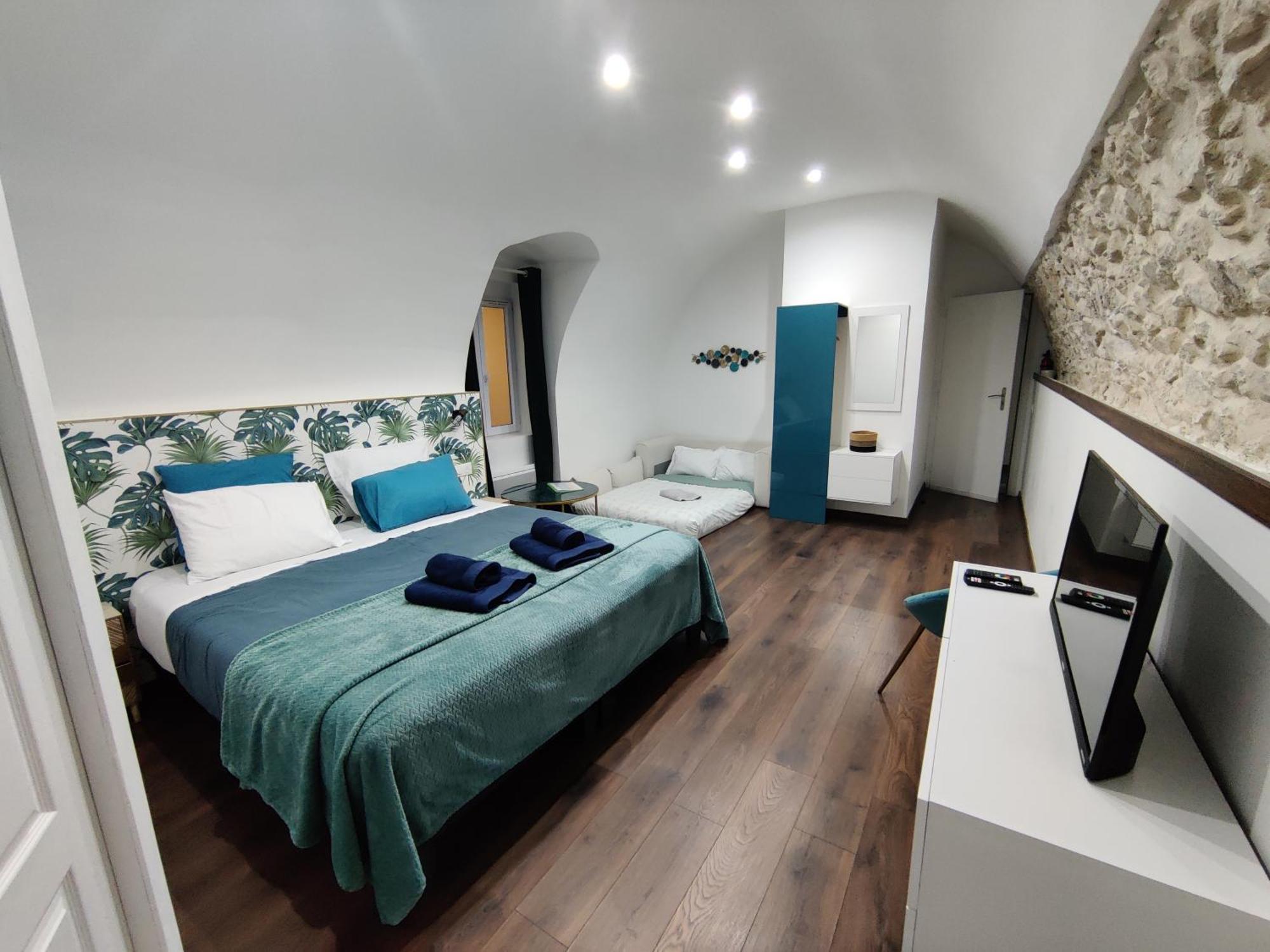 Les Chambres Du Chateau De Fenestrelle Aubagne Exterior foto